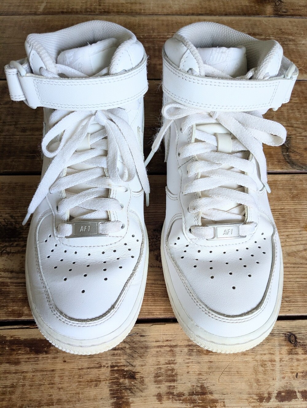 Nike Air Force 1 Mid ’07 Triple White Leather Sneakers Women’s Size 6